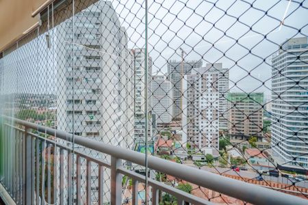 Apartamento à venda com 154m², 4 quartos e 2 vagas Apartamento à venda com 154m², 4 quartos e 2 vagasVaranda