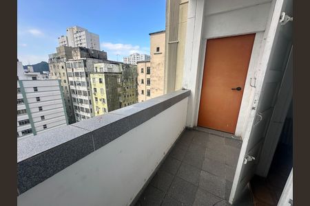 Área de Serviço de apartamento para alugar com 1 quarto, 78m² em Centro, São Vicente