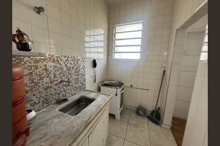 Cozinha de apartamento para alugar com 1 quarto, 78m² em Centro, São Vicente