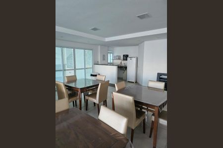 Apartamento à venda com 82m², 3 quartos e 2 vagas Apartamento à venda com 82m², 3 quartos e 2 vagasÁrea externa