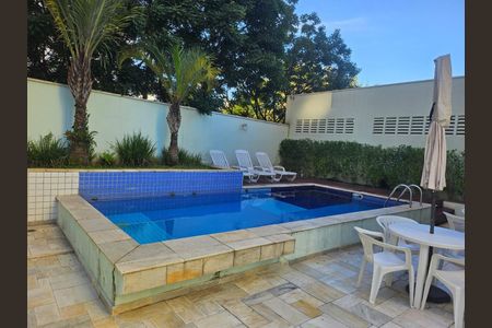 Apartamento à venda com 82m², 3 quartos e 2 vagas Apartamento à venda com 82m², 3 quartos e 2 vagasÁrea externa