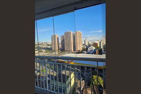 Apartamento à venda com 82m², 3 quartos e 2 vagas Apartamento à venda com 82m², 3 quartos e 2 vagasVaranda