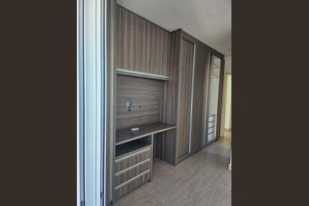 Apartamento à venda com 82m², 3 quartos e 2 vagas Apartamento à venda com 82m², 3 quartos e 2 vagasQuarto