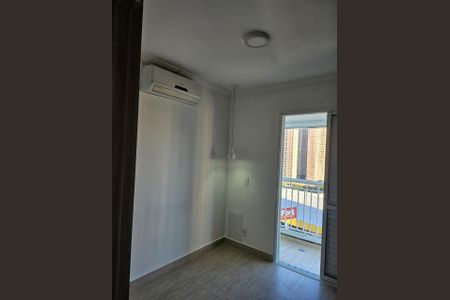 Apartamento à venda com 82m², 3 quartos e 2 vagas Apartamento à venda com 82m², 3 quartos e 2 vagasQuarto