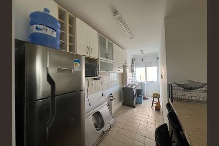 Cozinha de apartamento para alugar com 2 quartos, 67m² em Petrópolis, Porto Alegre