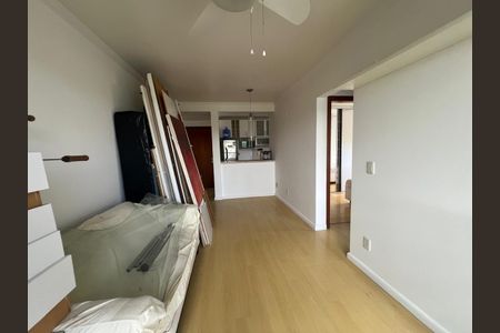 Sala de apartamento para alugar com 2 quartos, 67m² em Petrópolis, Porto Alegre