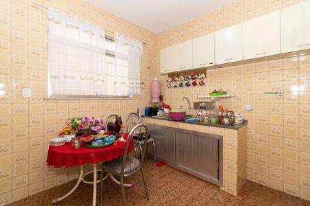 Cozinha de casa para alugar com 3 quartos, 85m² em Padre Miguel, Rio de Janeiro