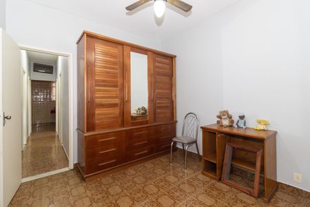 Quarto 1 de casa para alugar com 3 quartos, 85m² em Padre Miguel, Rio de Janeiro