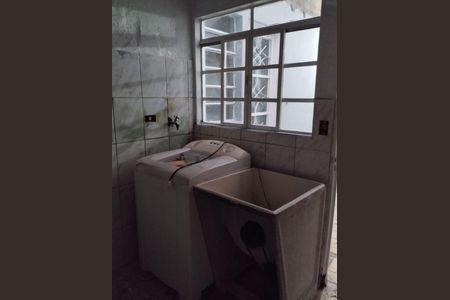 Casa à venda com 121m², 2 quartos e 4 vagas