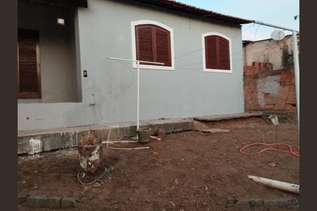 Casa à venda com 2 quartos, 121m² em Ivoturucaia, Jundiaí