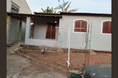 Casa à venda com 2 quartos, 121m² em Ivoturucaia, Jundiaí