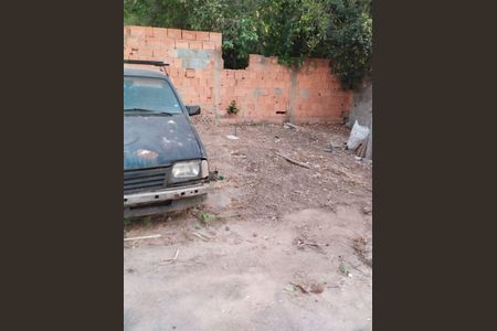 Casa à venda com 121m², 2 quartos e 4 vagas