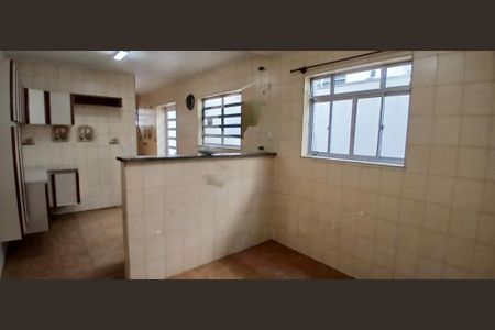 Casa à venda com 3 quartos, 141m² em Jardim Itapeva, São Paulo