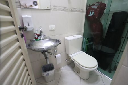 Casa à venda com 175m², 3 quartos e 4 vagasBanheiro Lazer