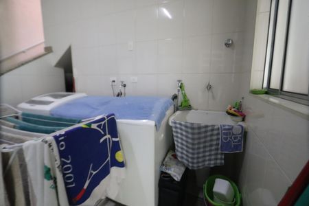 Casa à venda com 175m², 3 quartos e 4 vagasLavanderia