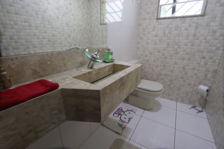 Casa à venda com 175m², 3 quartos e 4 vagasLavabo