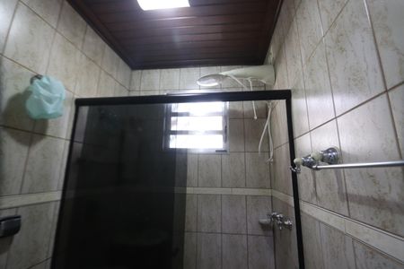Casa à venda com 175m², 3 quartos e 4 vagasBanheiro da Suíte 1