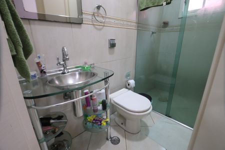 Casa à venda com 175m², 3 quartos e 4 vagasBanheiro da Suíte 3