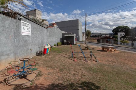 Apartamento para alugar com 43m², 2 quartos e 1 vagaÁrea comum - Playground