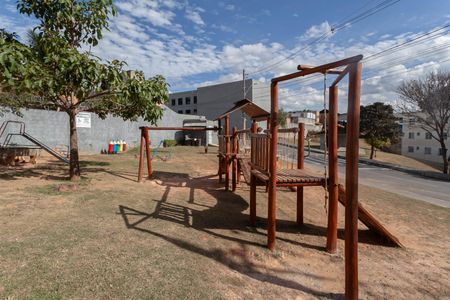 Apartamento para alugar com 43m², 2 quartos e 1 vagaÁrea comum - Playground