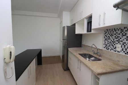 Cozinha de apartamento para alugar com 2 quartos, 72m² em Vila Gomes Cardim, São Paulo