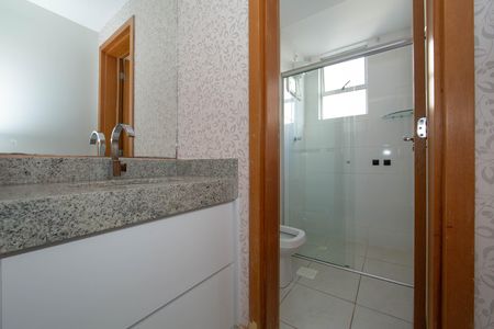 Apartamento para alugar com 110m², 3 quartos e 2 vagasBANHEIRO1