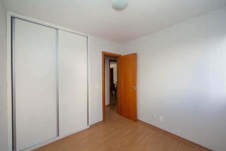 Apartamento para alugar com 110m², 3 quartos e 2 vagasQUARTO2