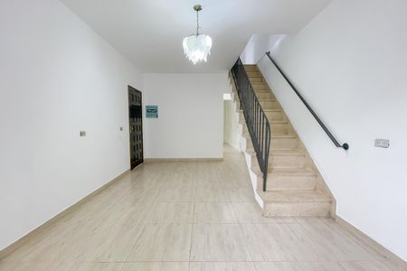 Sala de casa para alugar com 3 quartos, 85m² em Jardim D’abril, Osasco