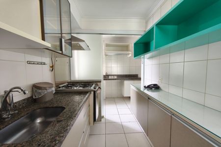Apartamento para alugar com 107m², 3 quartos e 2 vagasCozinha