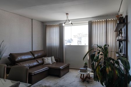Apartamento para alugar com 180m², 3 quartos e 3 vagas Apartamento para alugar com 180m², 3 quartos e 3 vagasSala 1