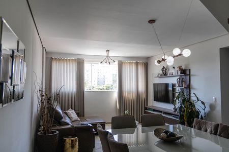 Sala 1 de apartamento para alugar com 3 quartos, 180m² em Buritis, Belo Horizonte