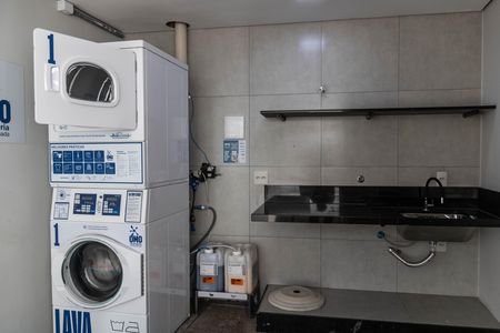 Apartamento para alugar com 180m², 3 quartos e 3 vagas Apartamento para alugar com 180m², 3 quartos e 3 vagasLavanderia