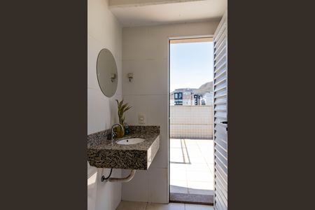 Apartamento para alugar com 180m², 3 quartos e 3 vagas Apartamento para alugar com 180m², 3 quartos e 3 vagasBanheiro