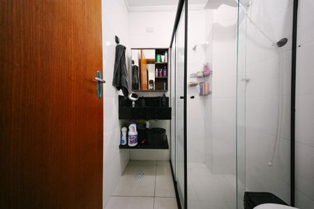 Apartamento à venda com 40m², 2 quartos e sem vaga Apartamento à venda com 40m², 2 quartos e sem vagaBanheiro