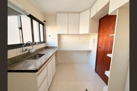 Apartamento para alugar com 72m², 2 quartos e 1 vaga Apartamento para alugar com 72m², 2 quartos e 1 vagaFoto 05
