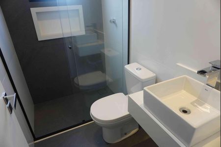 Casa de condomínio à venda com 177m², 2 quartos e 2 vagas Casa de condomínio à venda com 177m², 2 quartos e 2 vagasBanheiro - PIso superior
