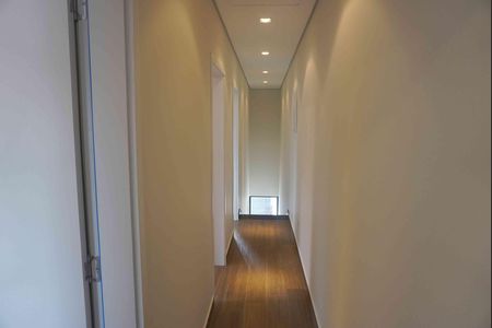 Casa de condomínio à venda com 177m², 2 quartos e 2 vagas Casa de condomínio à venda com 177m², 2 quartos e 2 vagasCorredor - Puso superior