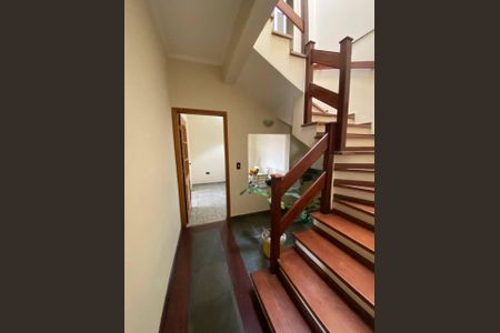 Casa à venda com 4 quartos, 280m² em Vila Ester (Zona Norte), São Paulo