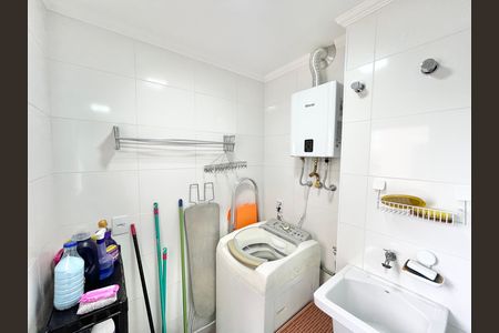 Área de Serviço de apartamento para alugar com 2 quartos, 45m² em Jardim São Paulo, São Paulo