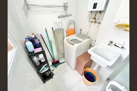 Apartamento à venda com 45m², 2 quartos e 1 vaga Apartamento à venda com 45m², 2 quartos e 1 vagaÁrea de Serviço