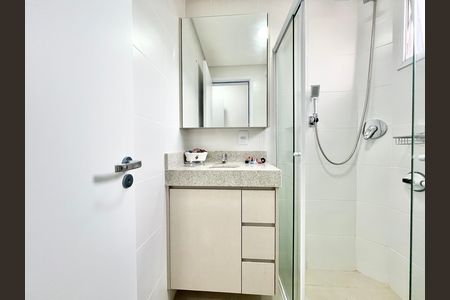 Apartamento à venda com 45m², 2 quartos e 1 vaga Apartamento à venda com 45m², 2 quartos e 1 vagaBanheiro da Suíte