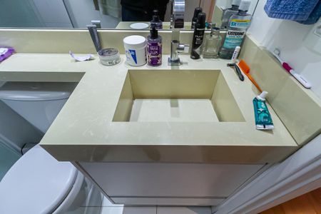 Apartamento à venda com 52m², 2 quartos e 1 vaga Apartamento à venda com 52m², 2 quartos e 1 vagaBanheiro