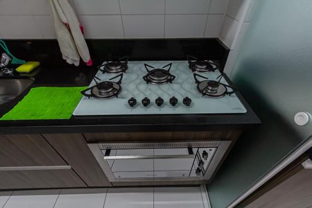 Apartamento à venda com 52m², 2 quartos e 1 vaga Apartamento à venda com 52m², 2 quartos e 1 vagaCozinha e Área de Serviço