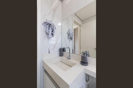 Apartamento à venda com 47m², 2 quartos e 1 vaga Apartamento à venda com 47m², 2 quartos e 1 vagaBanheiro