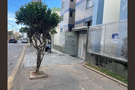 Apartamento à venda com 2 quartos, 48m² em Santa Cruz, Belo Horizonte