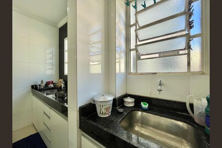Apartamento à venda com 2 quartos, 48m² em Santa Cruz, Belo Horizonte