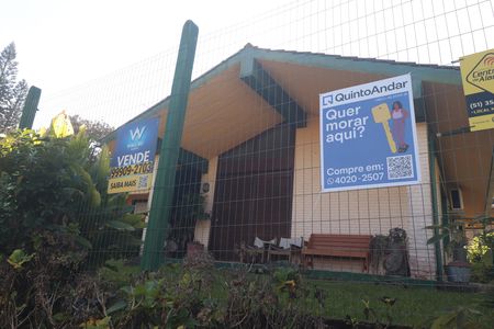 Casa à venda com 330m², 6 quartos e 2 vagasplaca instalada