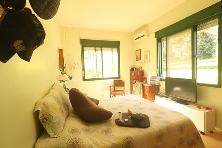 Quarto 01 de casa à venda com 5 quartos, 330m² em Vila Nova, Novo Hamburgo