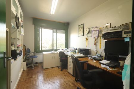 Casa à venda com 330m², 6 quartos e 2 vagasQuarto 02