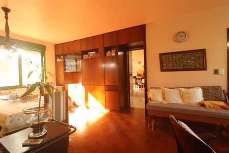 Casa à venda com 330m², 6 quartos e 2 vagasÁrea comum